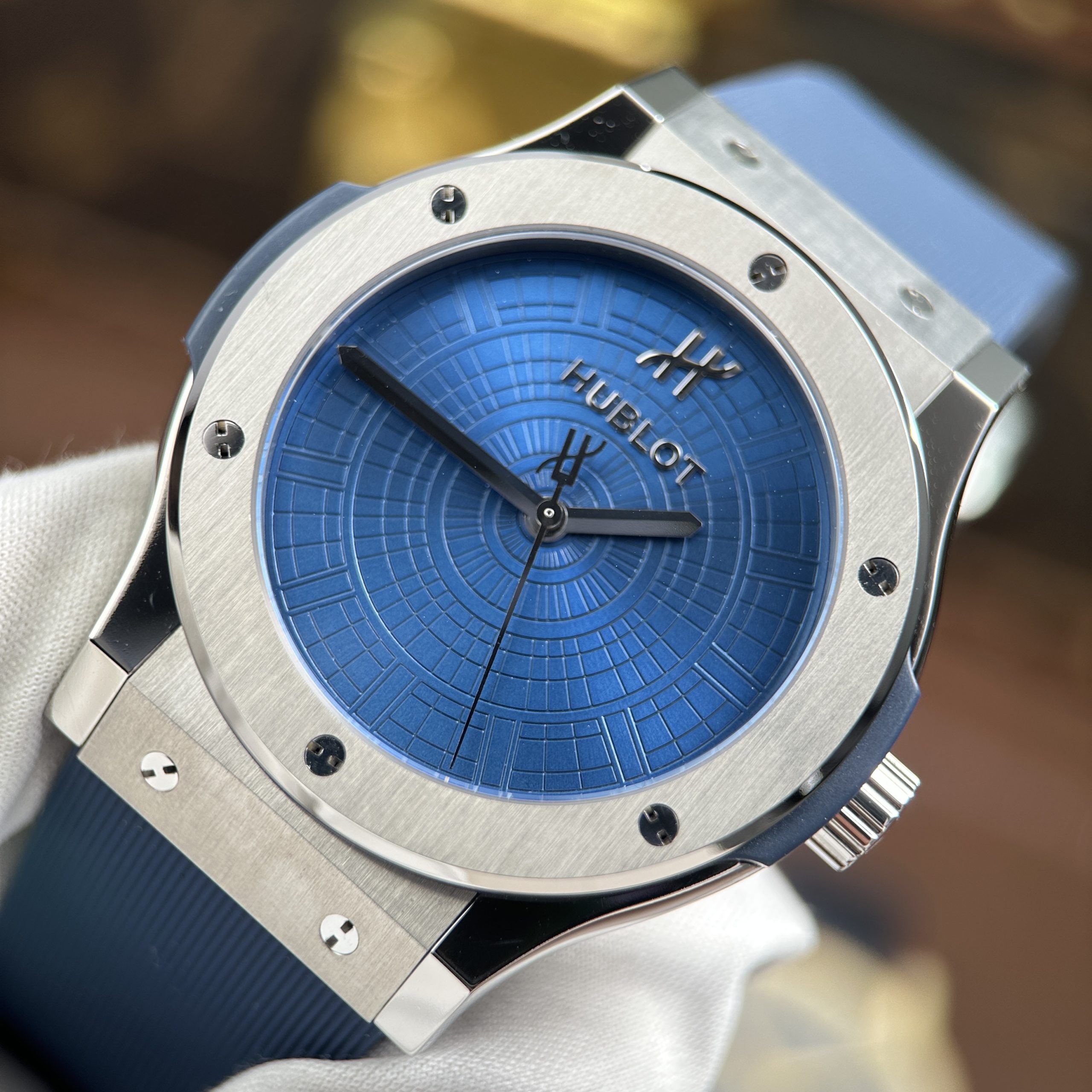 Đồng Hồ Hublot Classic Fusion Titanium Replica 11 Boutique Pisa 1940 Edition Xưởng JJZ 42mm (5) Đồng Hồ Hublot Classic Fusion Titanium Replica 11 Boutique Pisa 1940 Edition Xưởng JJZ 42mm