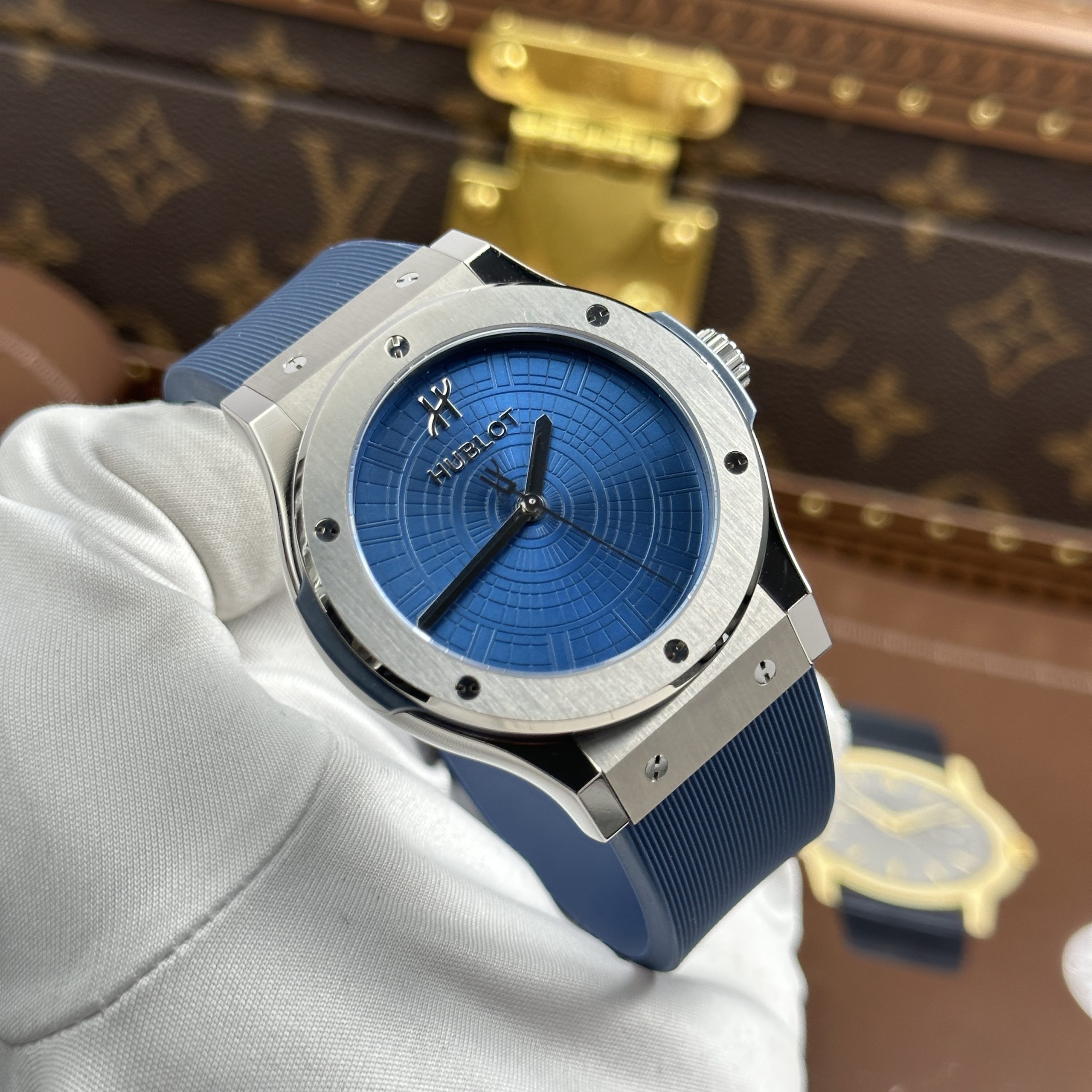 Đồng Hồ Hublot Classic Fusion Titanium Replica 11 Boutique Pisa 1940 Edition Xưởng JJZ 42mm (8) Đồng Hồ Hublot Classic Fusion Titanium Replica 11 Boutique Pisa 1940 Edition Xưởng JJZ 42mm