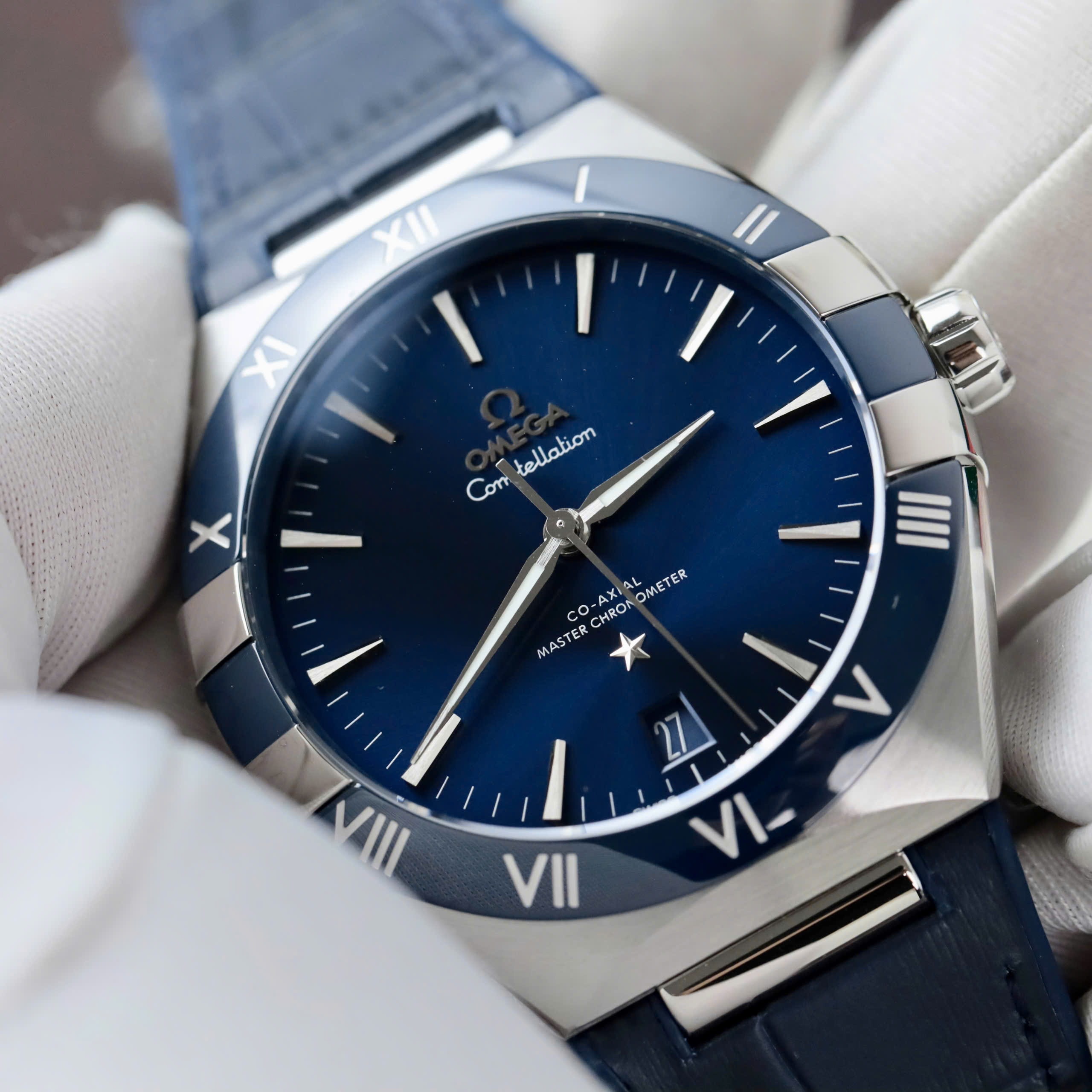 Đồng Hồ Omega Constellation Nam Replica 11 Dây Da Xanh Blue Nhà Máy VS 41mm (4) Đồng Hồ Omega Constellation Nam Replica 11 Dây Da Xanh Blue Nhà Máy VS 41mm