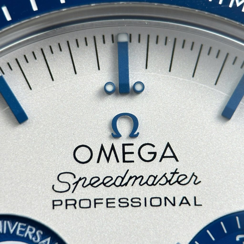 Đồng Hồ Omega Replica Speedmaster Silver Snoopy 50th Anniversary New 2025 42mm