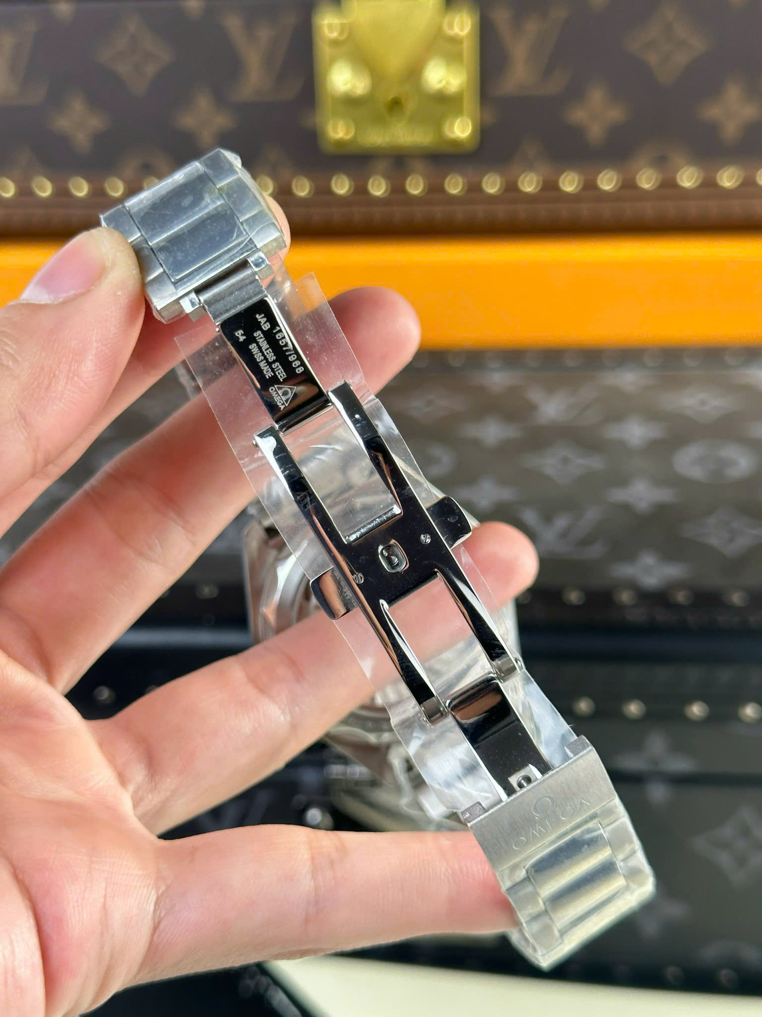 Đồng Hồ Omega Seamaster Aqua Terra Worldtimer Replica 11 Màu Xanh Lá Dây Kim Loại 43mm (6) Đồng Hồ Omega Seamaster Aqua Terra Worldtimer Replica 11 Màu Xanh Lá Dây Kim Loại 43mm