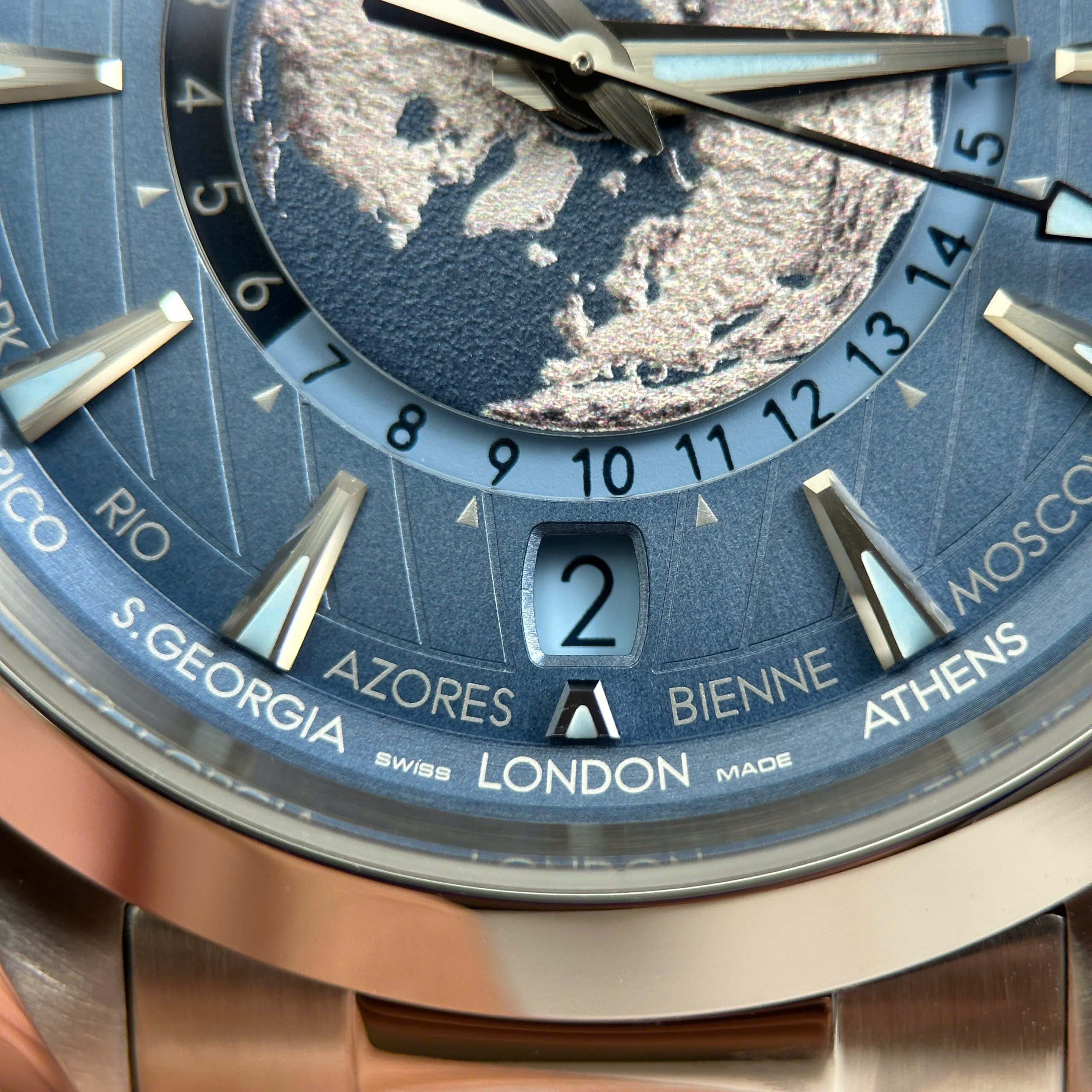 Đồng Hồ Omega Seamaster Replica 11 Aqua Terra Worldtimer Màu Xanh Dương 43mm (11) Đồng Hồ Omega Seamaster Rep11 Aqua Terra Worldtimer Màu Xanh Dương Dây Kim Loại 43mm