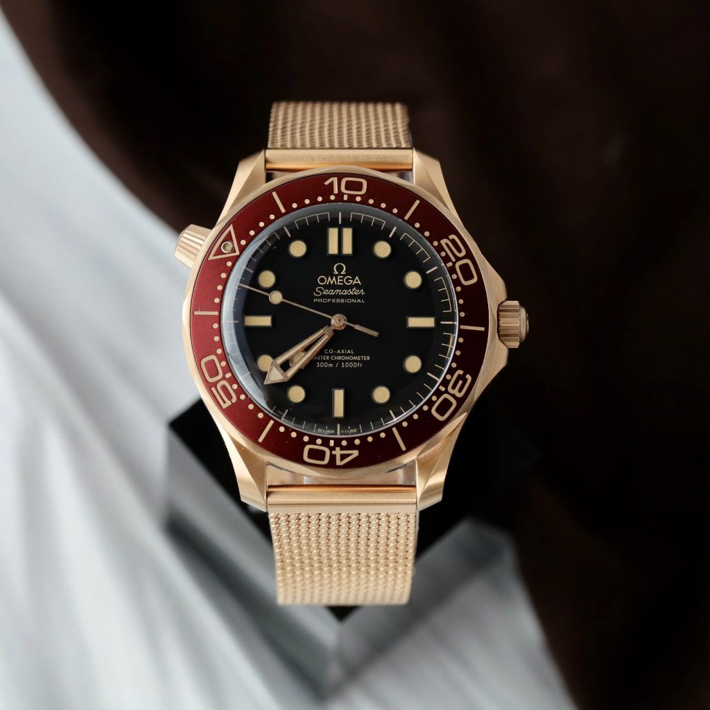  Đồng Hồ Omega Seamaster Replica 11 Diver 300M Bronze Gold Nhà Máy VSF 42mm