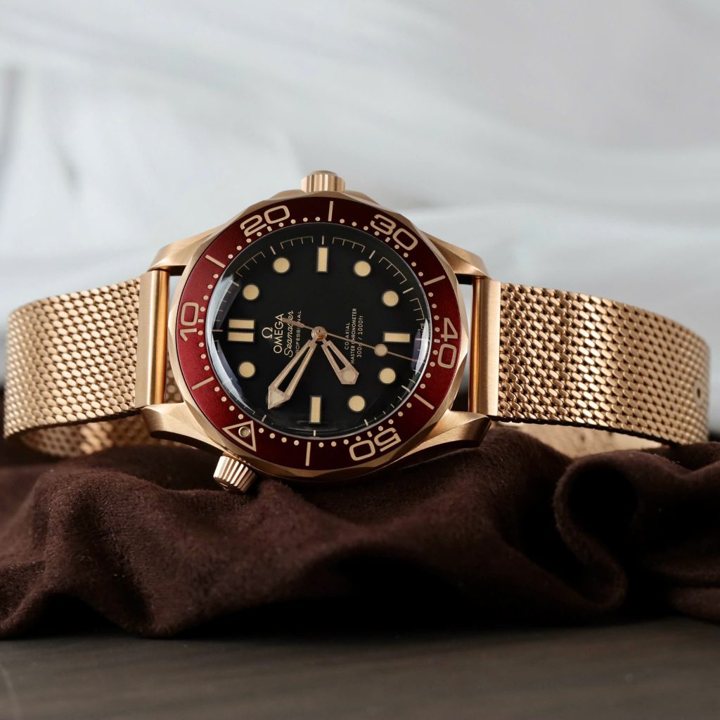  Đồng Hồ Omega Seamaster Replica 11 Diver 300M Bronze Gold Nhà Máy VSF 42mm