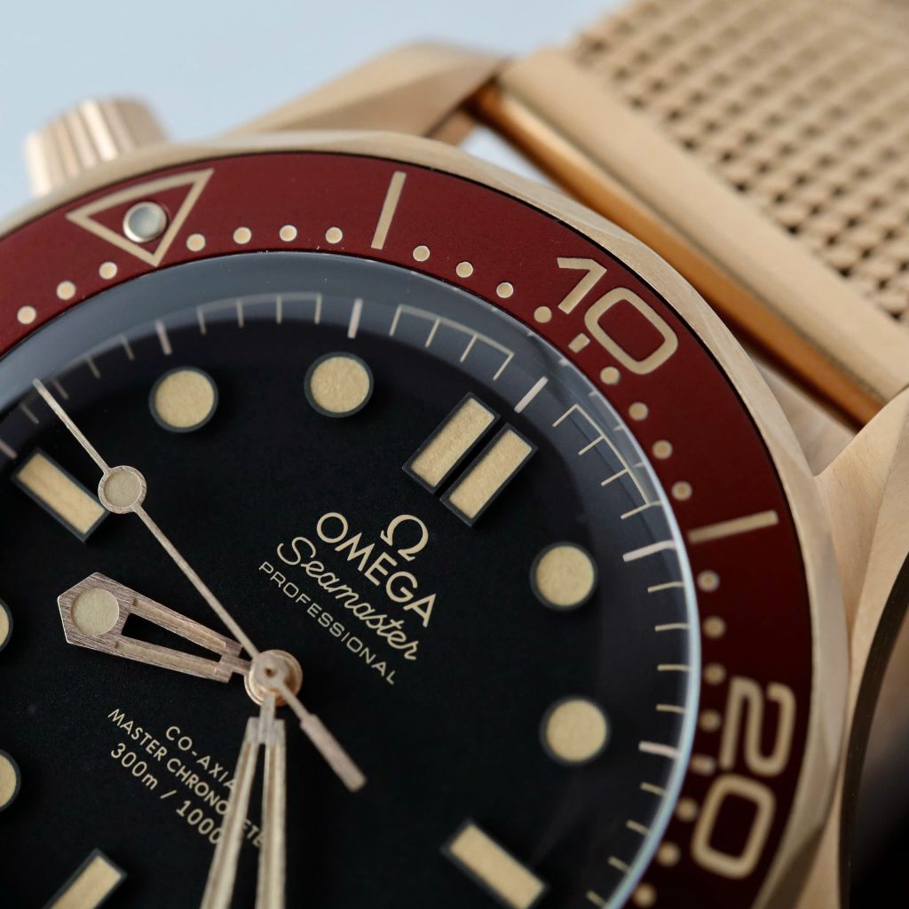  Đồng Hồ Omega Seamaster Replica 11 Diver 300M Bronze Gold Nhà Máy VSF 42mm