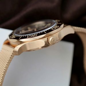 Đồng Hồ Omega Seamaster Replica 11 Diver 300M Bronze Gold Nhà Máy VSF 42mm