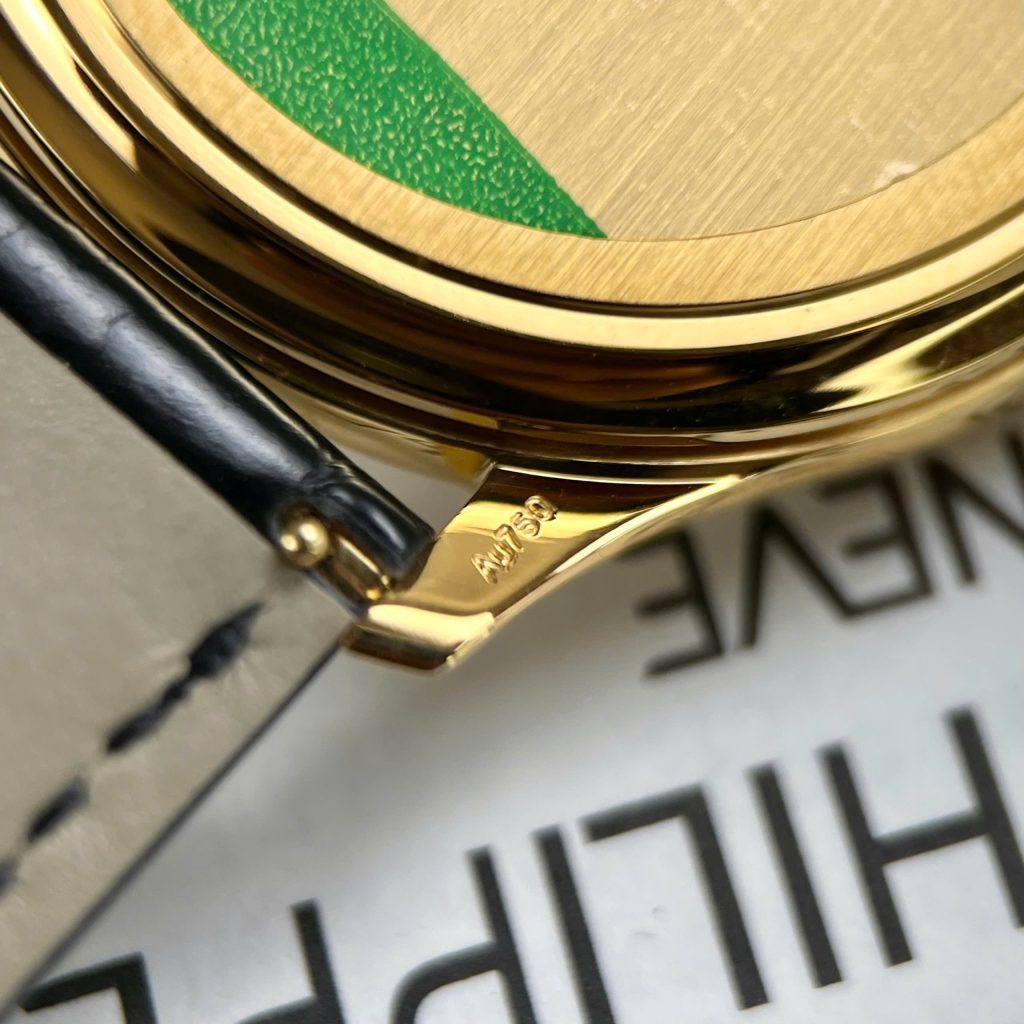 Đồng Hồ Patek Philippe Calatrava 5227 Chế Tác Bọc Vàng 18K Dây Da Nâu Nhà Máy 3K 40mm