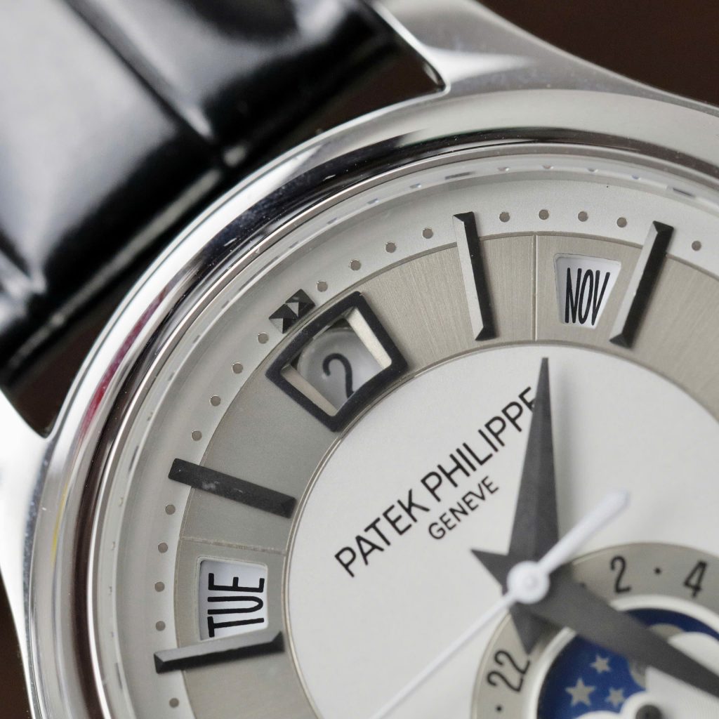 Đồng Hồ Patek Philippe Replica 11 Complications 5205G Mặt Trắng Nhà Máy GR 40mm