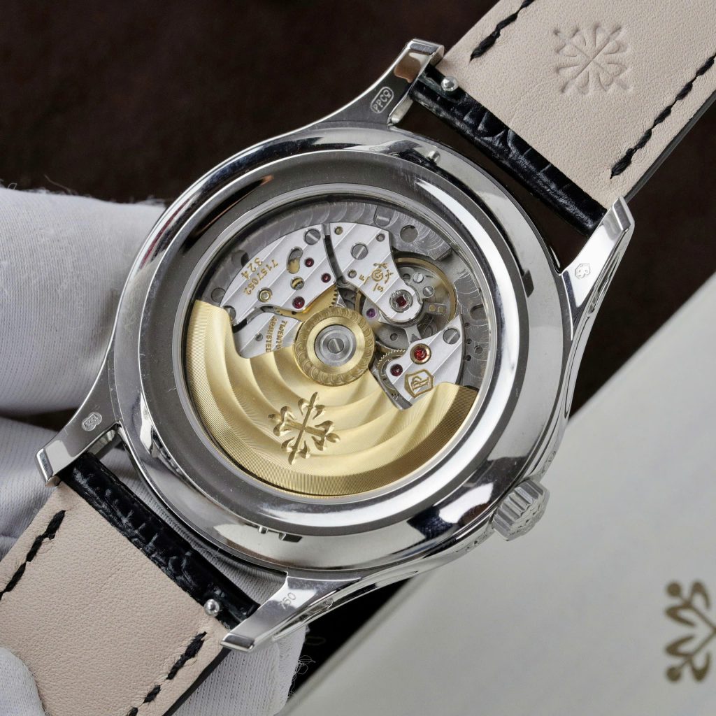 Đồng Hồ Patek Philippe Replica 11 Complications 5205G Mặt Trắng Nhà Máy GR 40mm