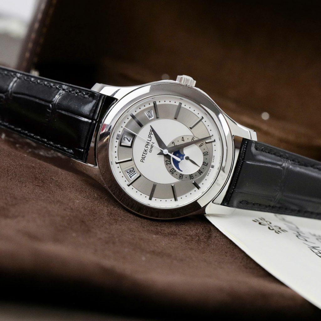 Đồng Hồ Patek Philippe Replica 11 Complications 5205G Mặt Trắng Nhà Máy GR 40mm