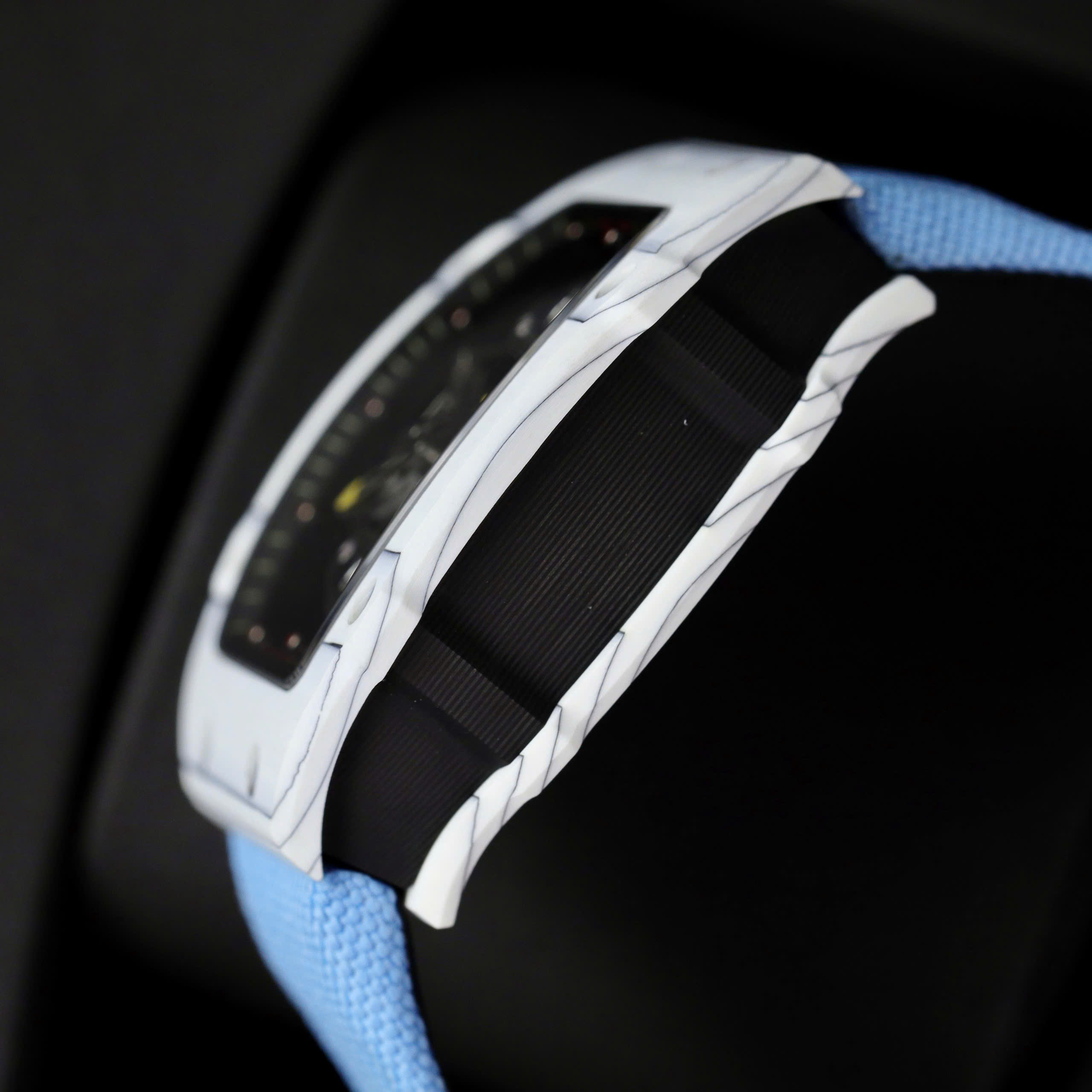 Đồng Hồ Richard Mille 27-02 Replica 11 Rafael Nadal Tourbillon Dây Vải Nato Xanh 42mm (6) Đồng Hồ Richard Mille 27-02 Replica 11 Rafael Nadal Tourbillon Dây Vải Nato Xanh 42mm