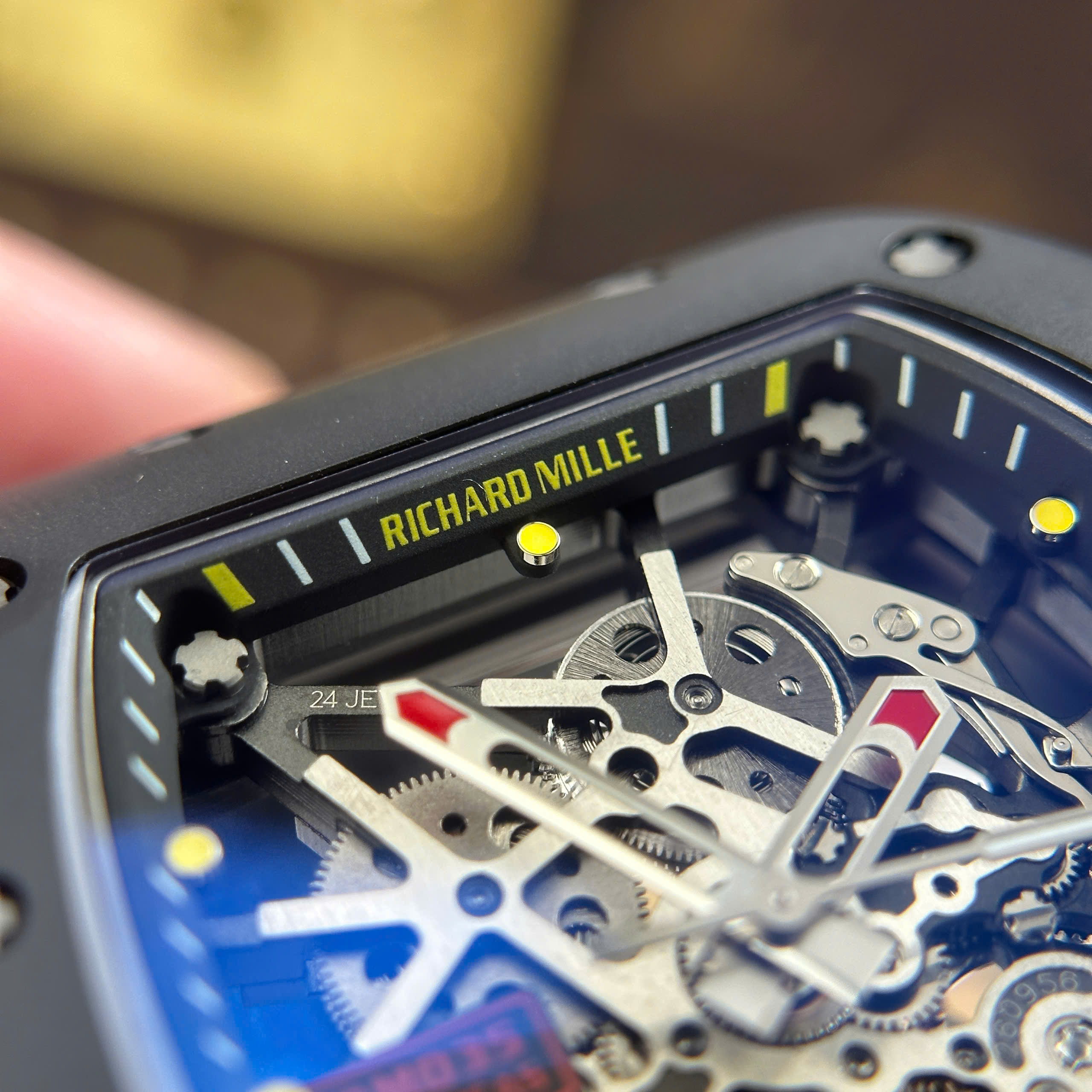 Đồng Hồ Richard Mille RM035 Americas Toro Chế Tác Vỏ Gốm Đen Dây Cao Su Nhà Máy ZF 40mm (9) Đồng Hồ Richard Mille RM035 Americas Toro Chế Tác Vỏ Gốm Đen Dây Cao Su Nhà Máy ZF 40mm