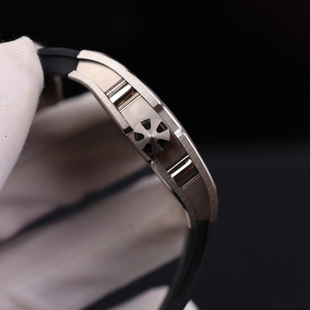 Đồng Hồ Richard Mille Replica Cao Cấp RM67-01 Skeleton Vỏ Titanium Siêu Nhẹ 38,7mm