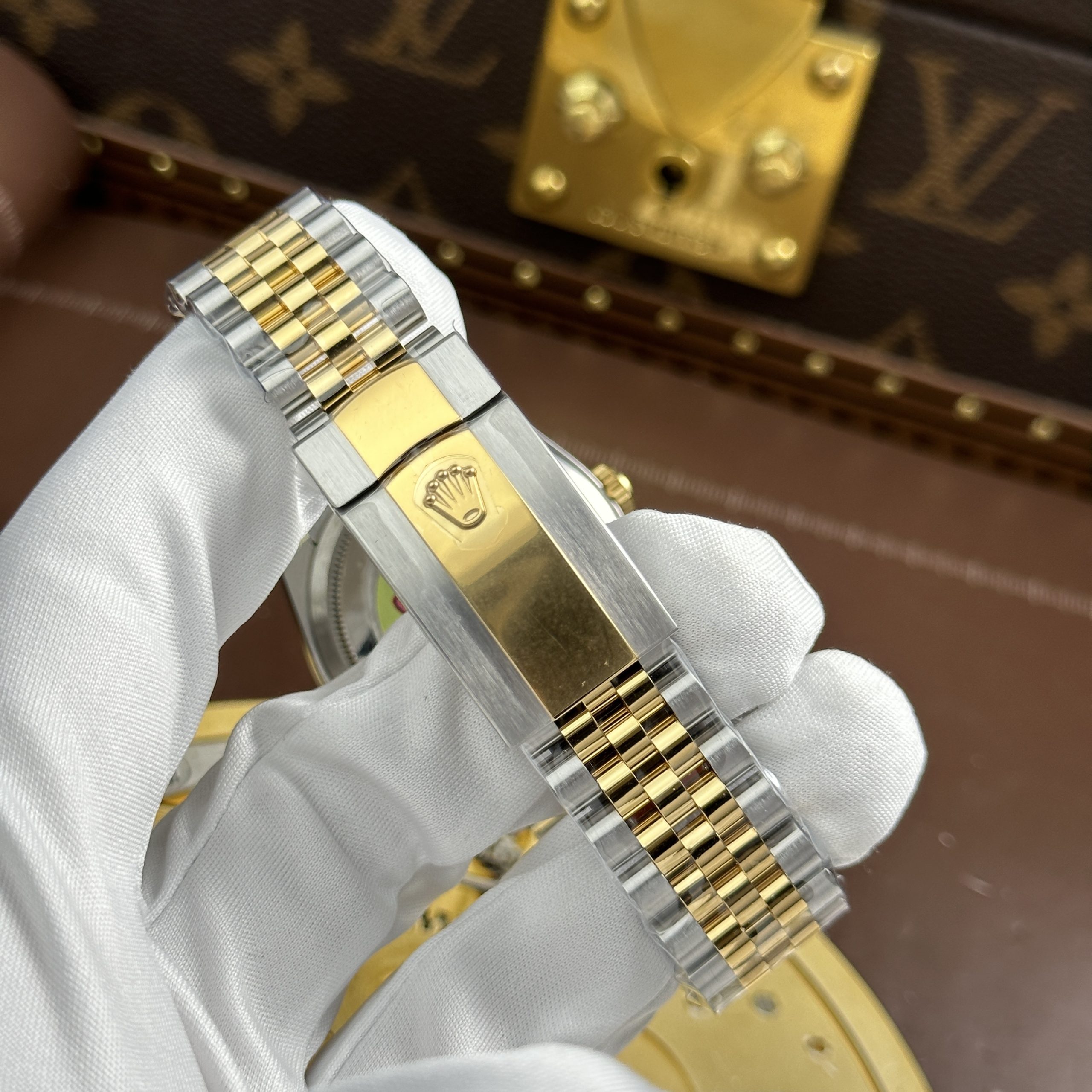 Đồng Hồ Rolex DateJust Chế Tác 11 Demi Vàng Mặt Hoạ Tiết Vi Tính Nhà Máy AR 36mm (4) Đồng Hồ Rolex DateJust Chế Tác 11 Demi Vàng Mặt Hoạ Tiết Vi Tính Nhà Máy AR 36mm