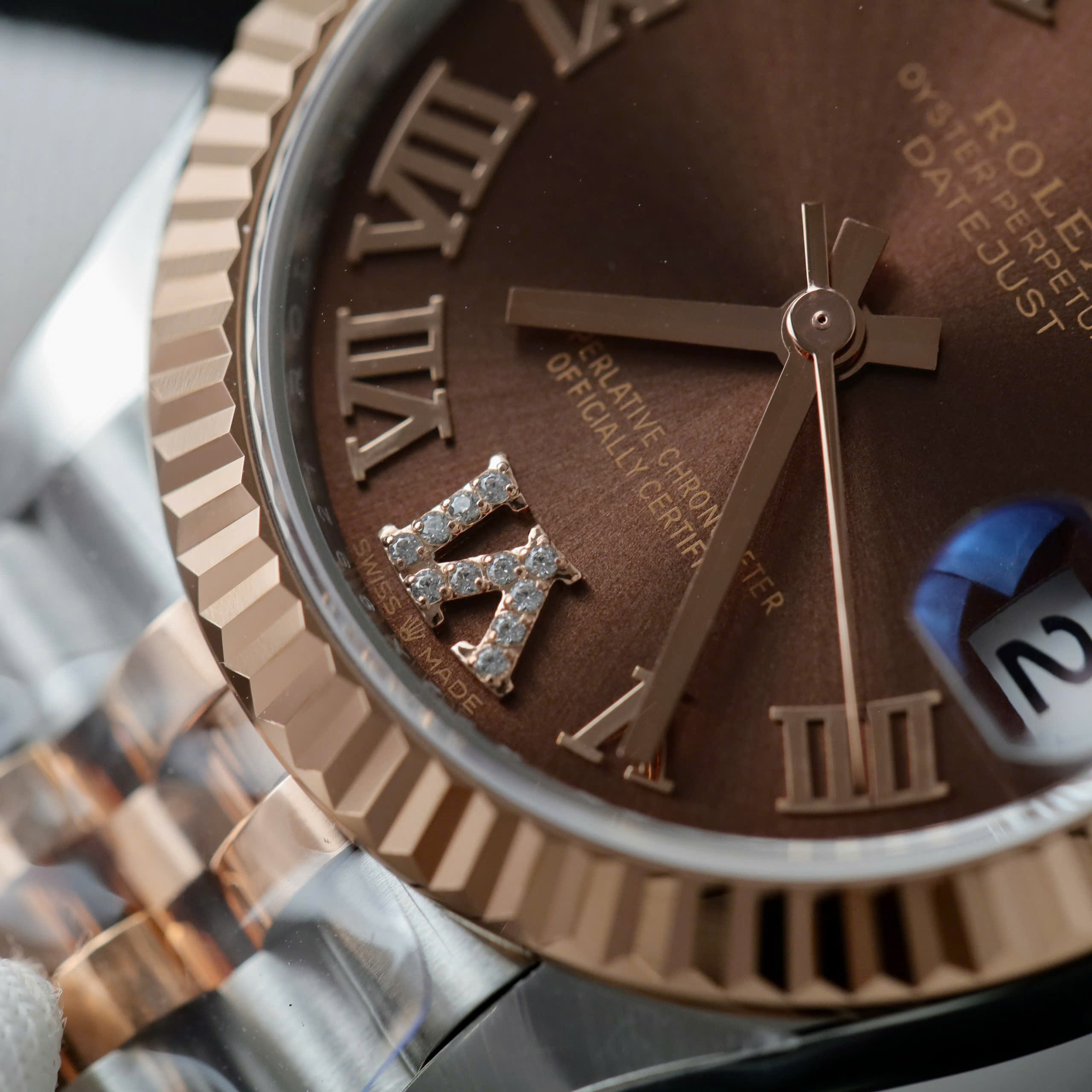 Đồng Hồ Rolex DateJust Demi Mặt Chocolate Cọc Số La Mã Nhà Máy THB 31mm (4) Đồng Hồ Rolex DateJust Demi Mặt Chocolate Cọc Số La Mã Nhà Máy THB 31mm