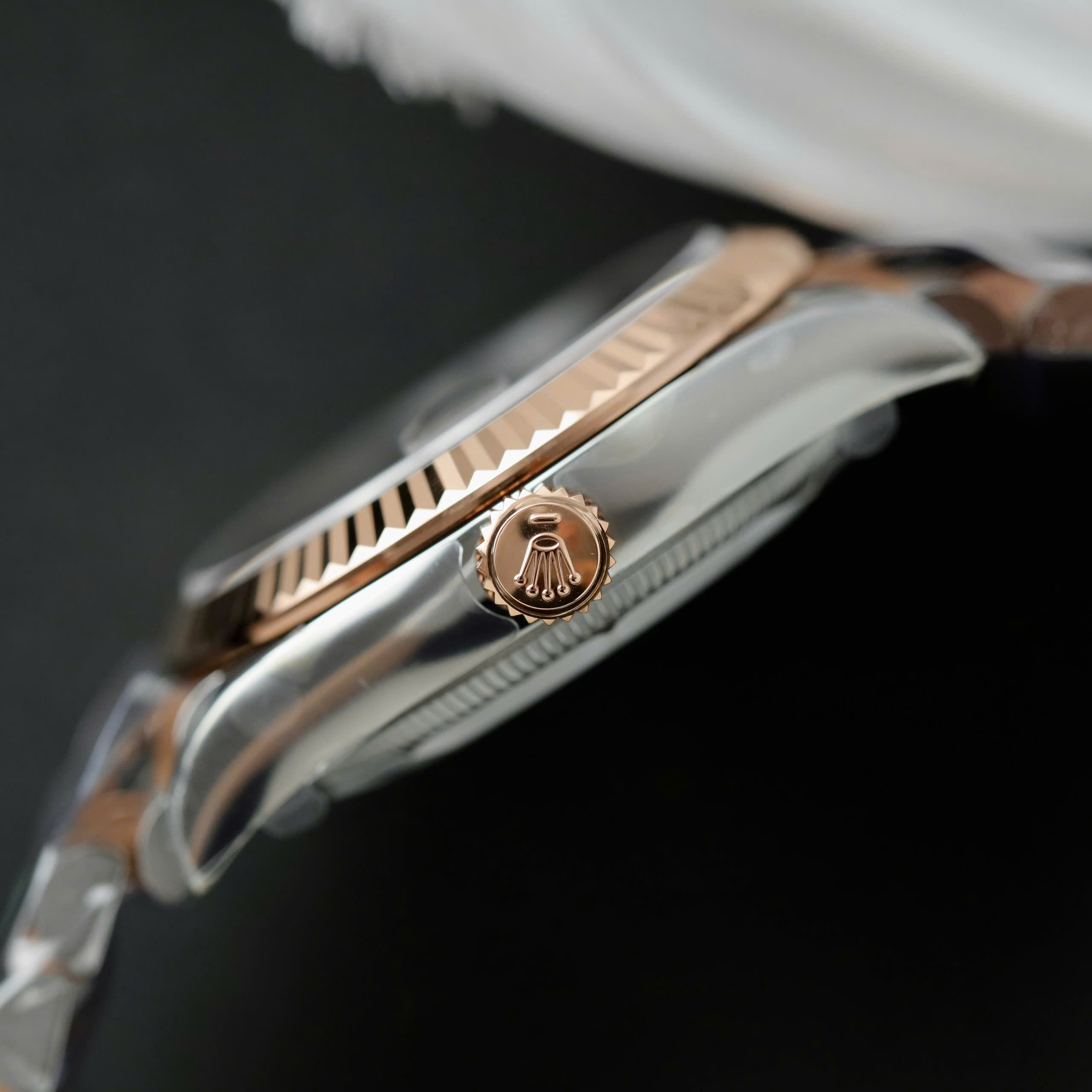 Đồng Hồ Rolex DateJust Demi Mặt Chocolate Cọc Số La Mã Nhà Máy THB 31mm (5) Đồng Hồ Rolex DateJust Demi Mặt Chocolate Cọc Số La Mã Nhà Máy THB 31mm