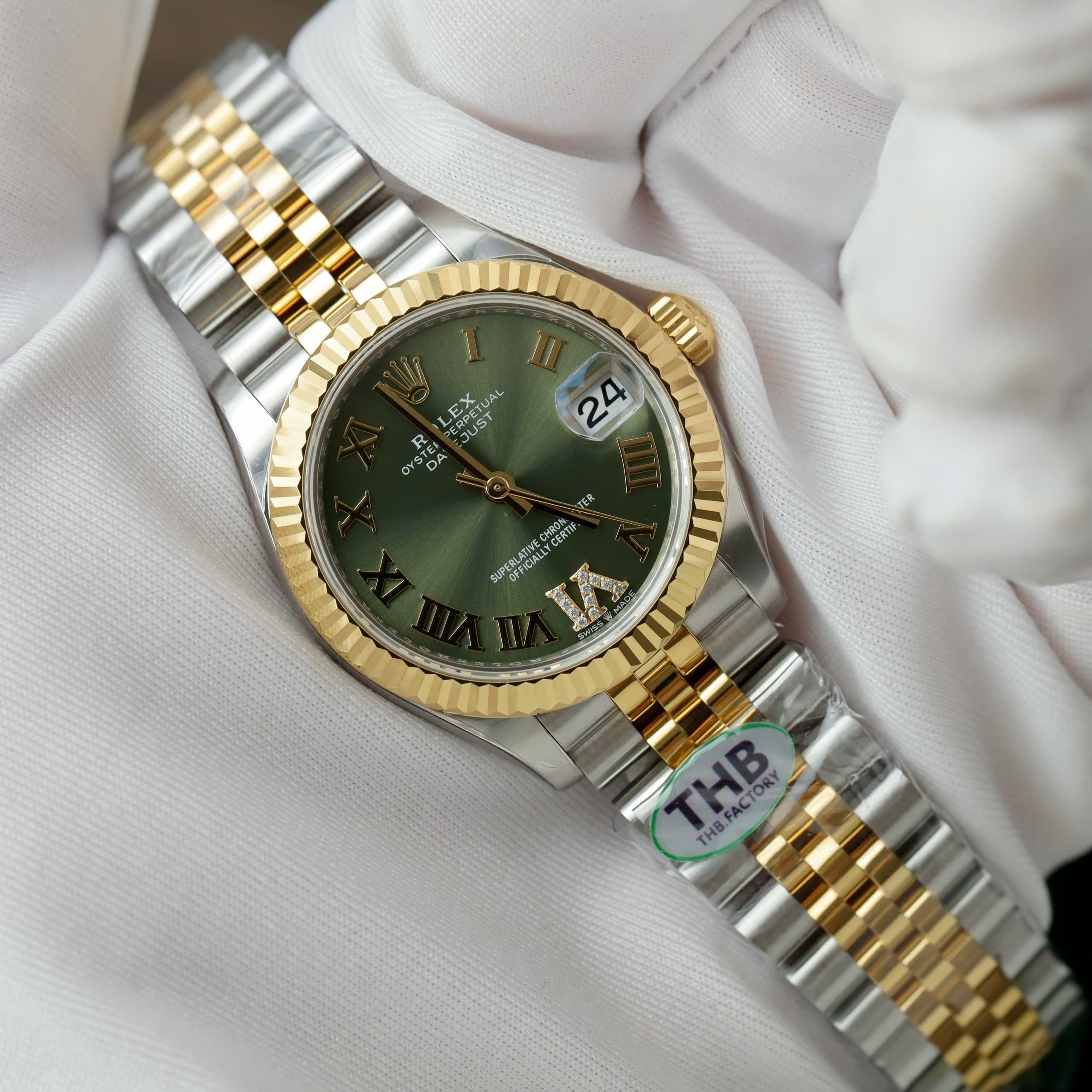 Đồng Hồ Rolex DateJust Nữ Demi Cọc Số La Mã Xanh Lá Nhà Máy THB 31mm (2) Đồng Hồ Rolex DateJust Nữ Demi Cọc Số La Mã Xanh Lá Nhà Máy THB 31mm