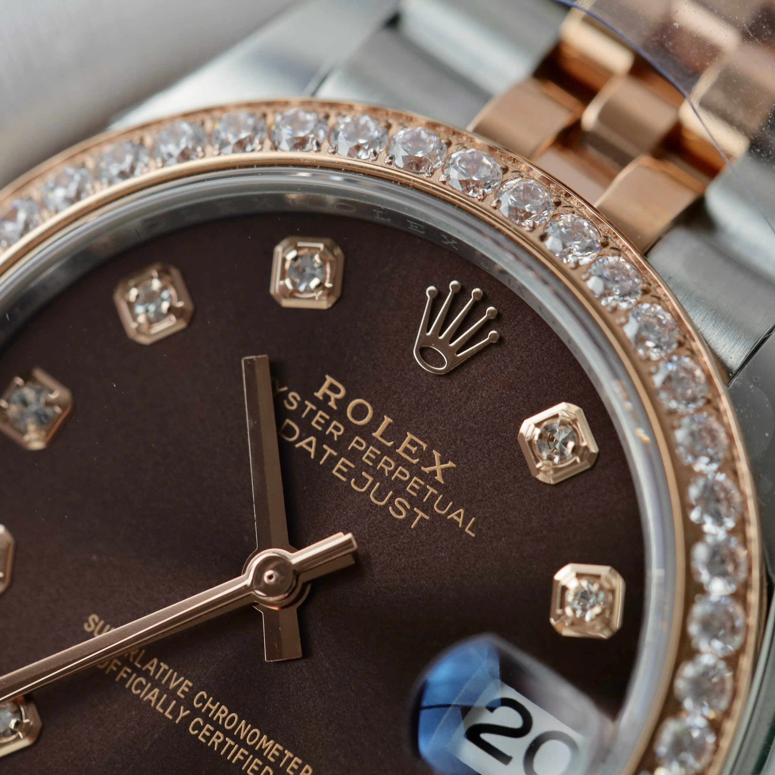 Đồng Hồ Rolex DateJust Replica 11 Demi Mặt Chocolate Đính Đá Nhà Máy THB 31mm (3) Đồng Hồ Rolex DateJust Replica 11 Demi Mặt Chocolate Đính Đá Nhà Máy THB 31mm