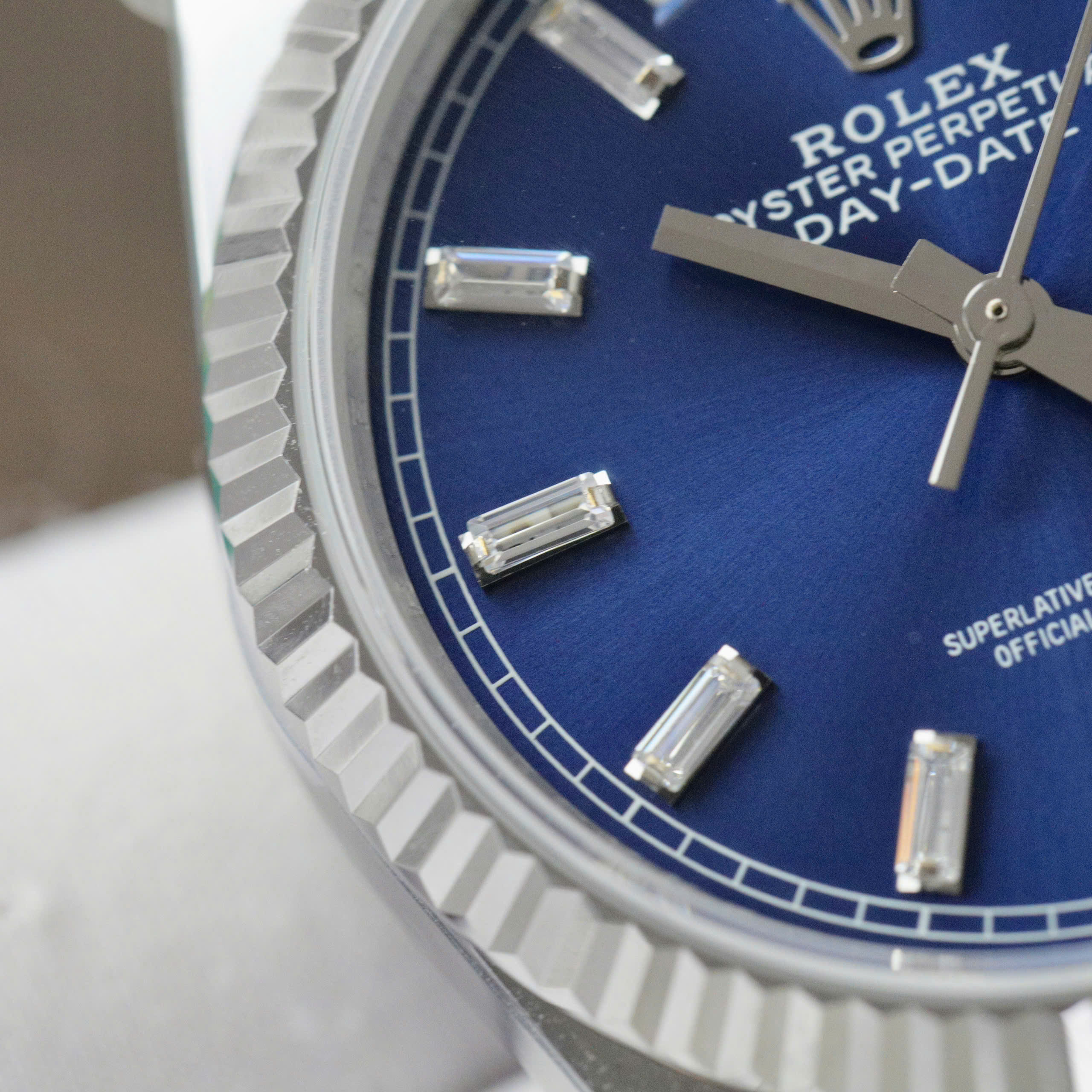 Đồng Hồ Rolex Day-Date 128236 Chế Tác Mặt Xanh Blue Cọc Số Đá Trọng Lượng 159gr Xưởng QF 36mm (4) Đồng Hồ Rolex Day-Date 128236 Chế Tác Mặt Xanh Blue Cọc Số Đá Trọng Lượng 159gr Xưởng QF 36mm