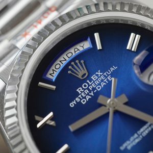 Đồng Hồ Rolex Day-Date 128236 Rep 11 Mặt Xanh Blue Trọng Lượng 159gr Nhà Máy QF 36mm