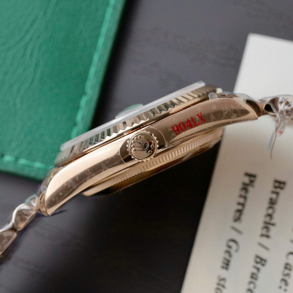 Đồng Hồ Rolex Day-Date 128238 Replica Mặt MOP Trọng Lượng 158gr Nhà Máy QF 36mm