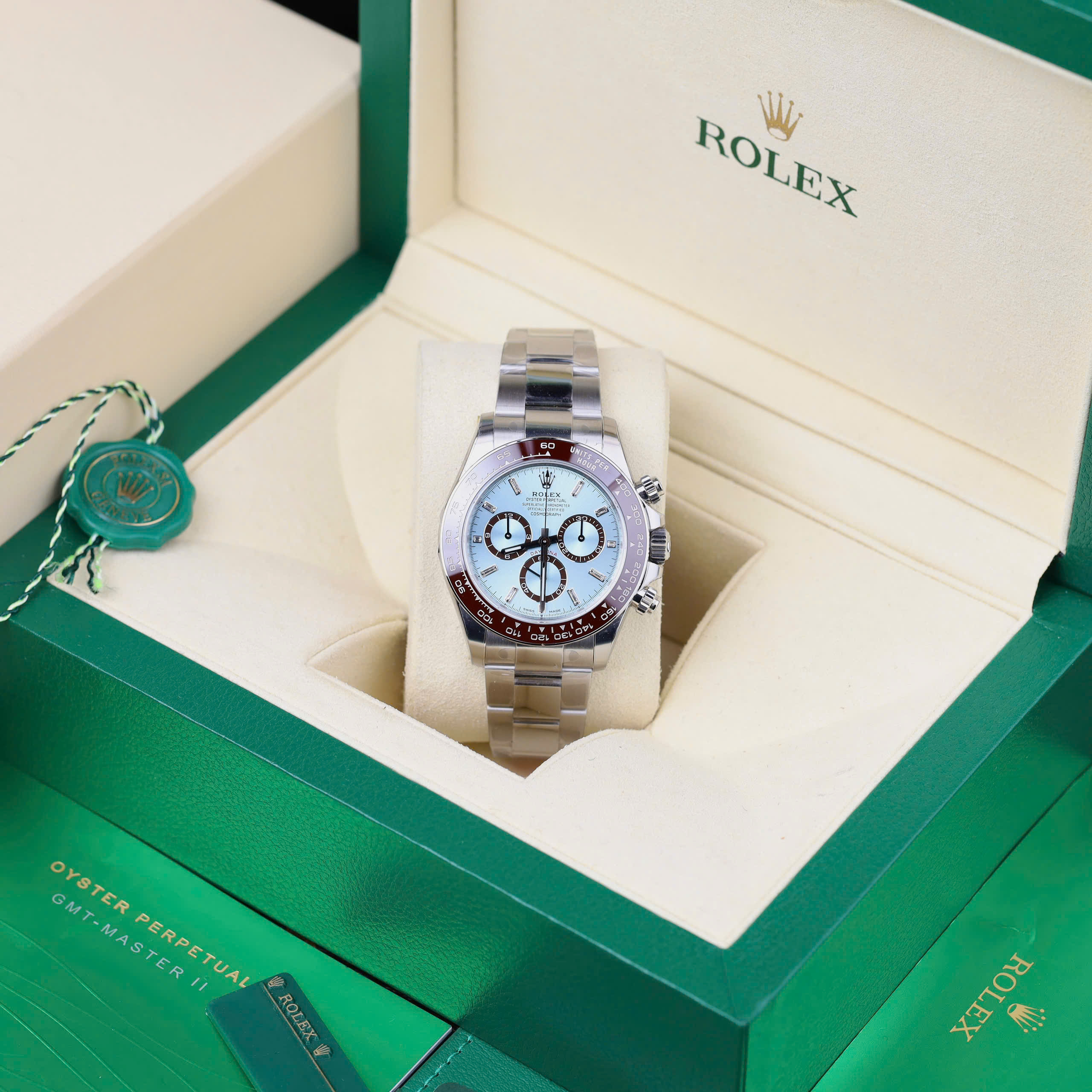 Đồng Hồ Rolex Daytona Cosmograph 126506 Replica 11 Mặt Xanh Băng Nhà Máy VS 40mm Đồng Hồ Rolex Daytona Cosmograph 126506 Replica 11 Mặt Xanh Băng Nhà Máy VS 40mm