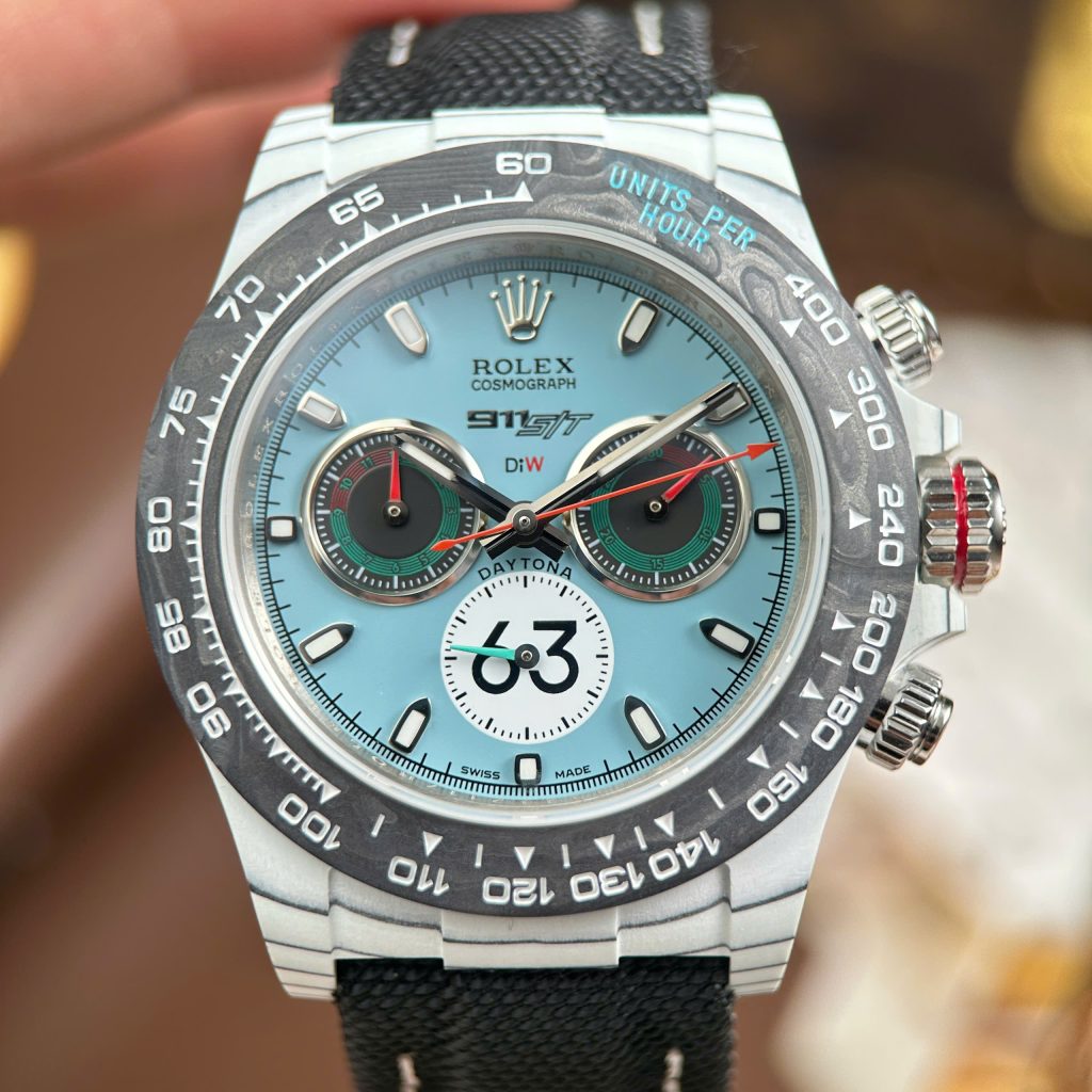 Đồng Hồ Rolex Daytona DiW Ferrari Replica 11 Mặt Tiffany Vỏ Carbon Trắng 40mm