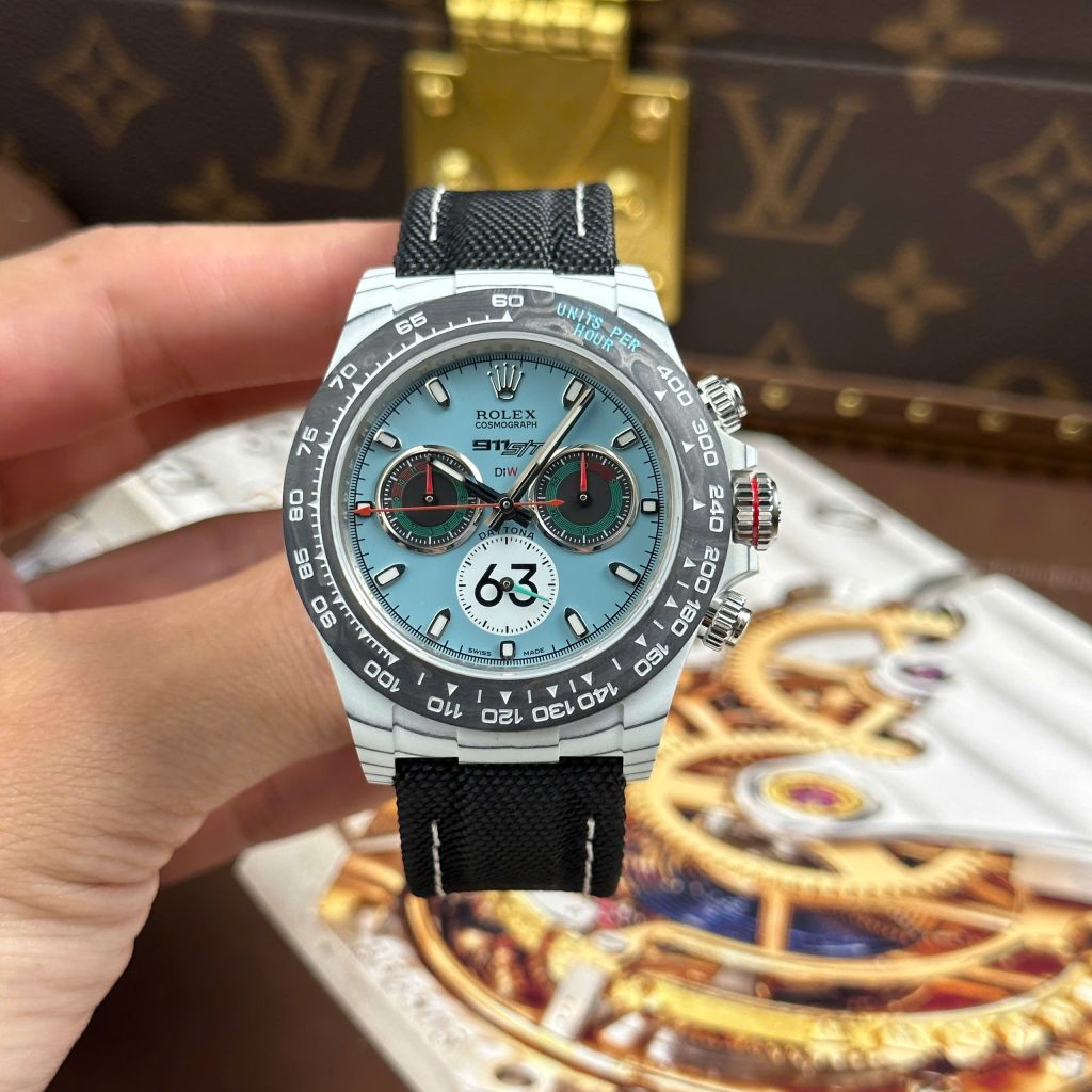 Đồng Hồ Rolex Daytona DiW Ferrari Replica 11 Mặt Tiffany Vỏ Carbon Trắng 40mm