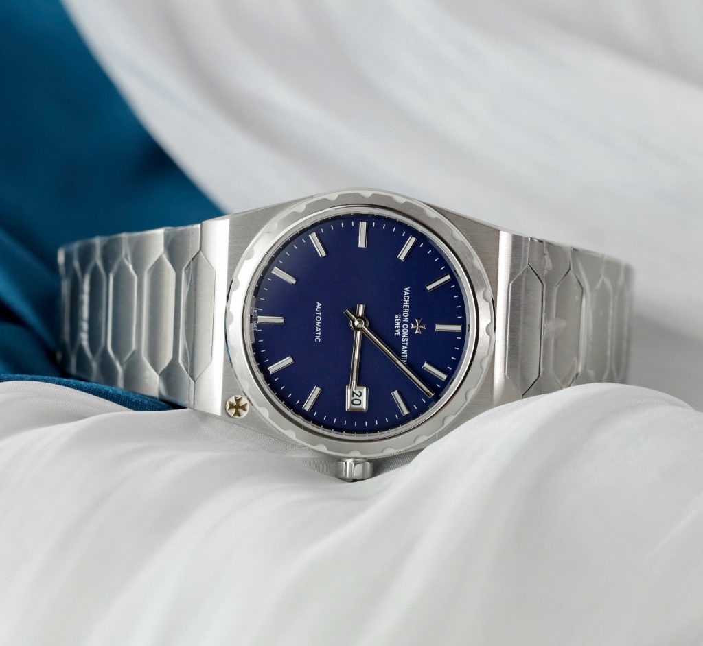 Đồng Hồ Vacheron Constantin Replica 11 Historiques 222 Mặt Xanh Blue Nhà Máy 8F 37mm