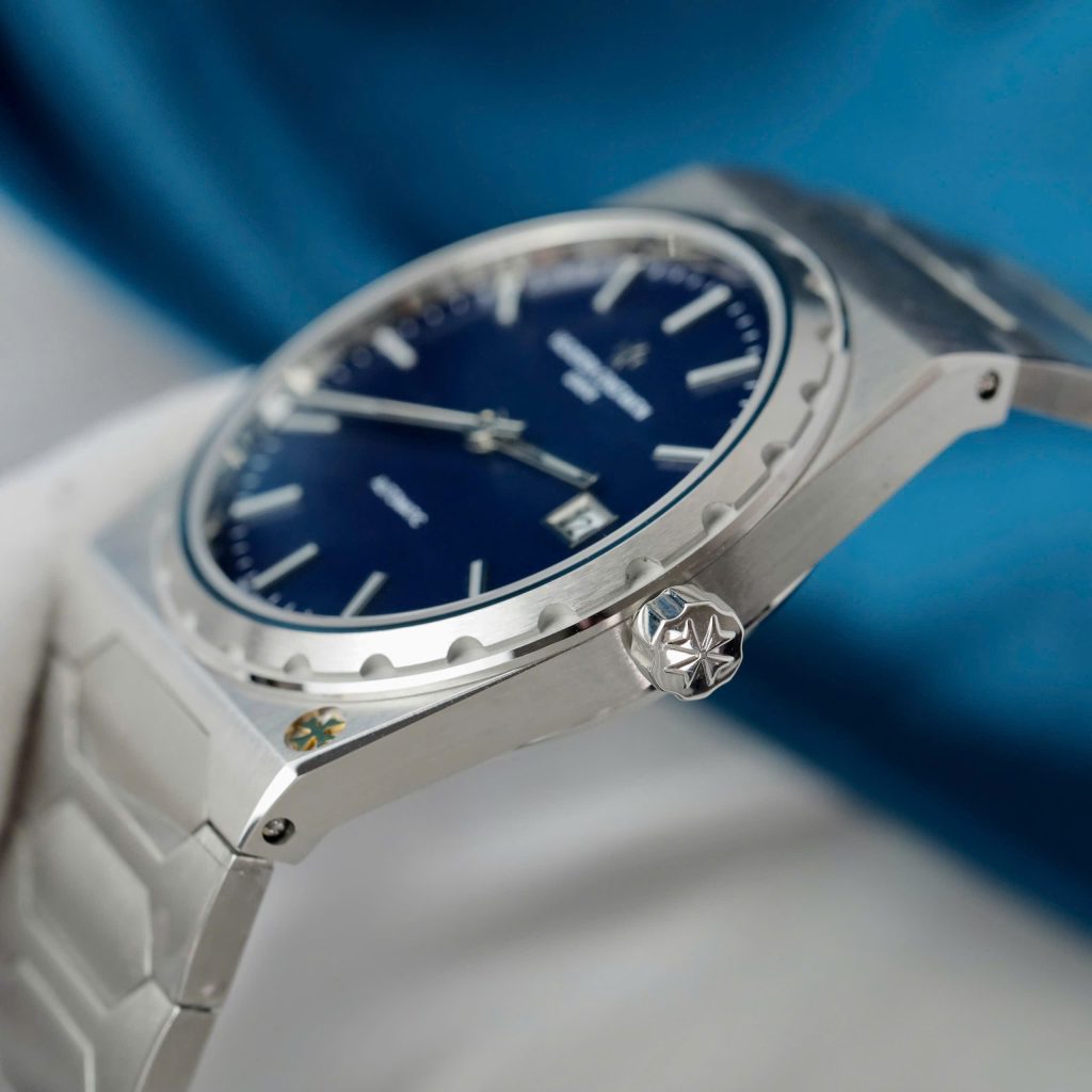 Đồng Hồ Vacheron Constantin Replica 11 Historiques 222 Mặt Xanh Blue Nhà Máy 8F 37mm
