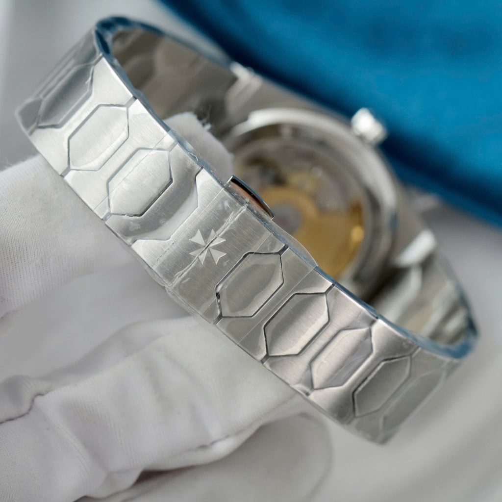 Đồng Hồ Vacheron Constantin Replica 11 Historiques 222 Mặt Xanh Blue Nhà Máy 8F 37mm