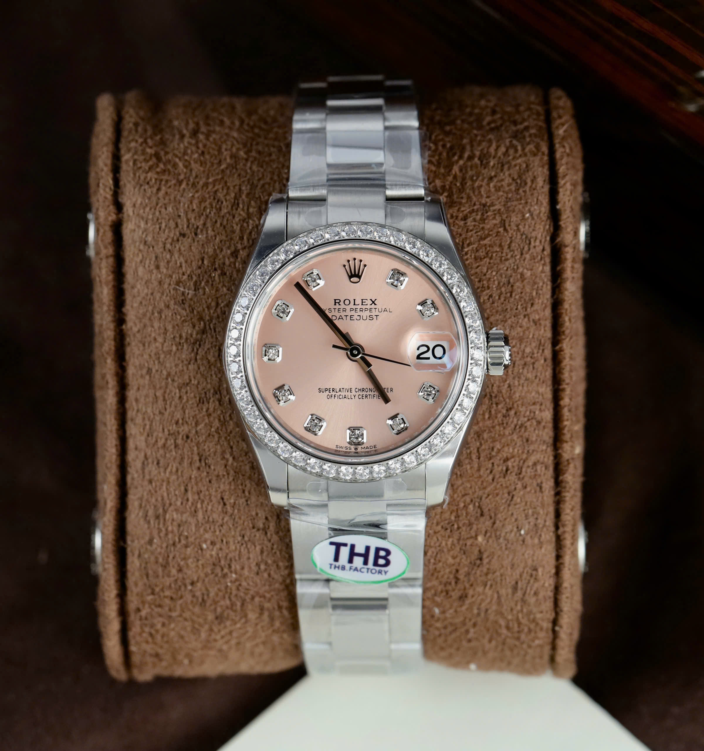 Đồng hồ Rolex DateJust Nữ Đính Đá Mặt Số Hồng Rep 11 Nhà Máy THB 31mm (2) Đồng hồ Rolex DateJust Nữ Đính Đá Mặt Số Hồng Rep 11 Nhà Máy THB 31mm