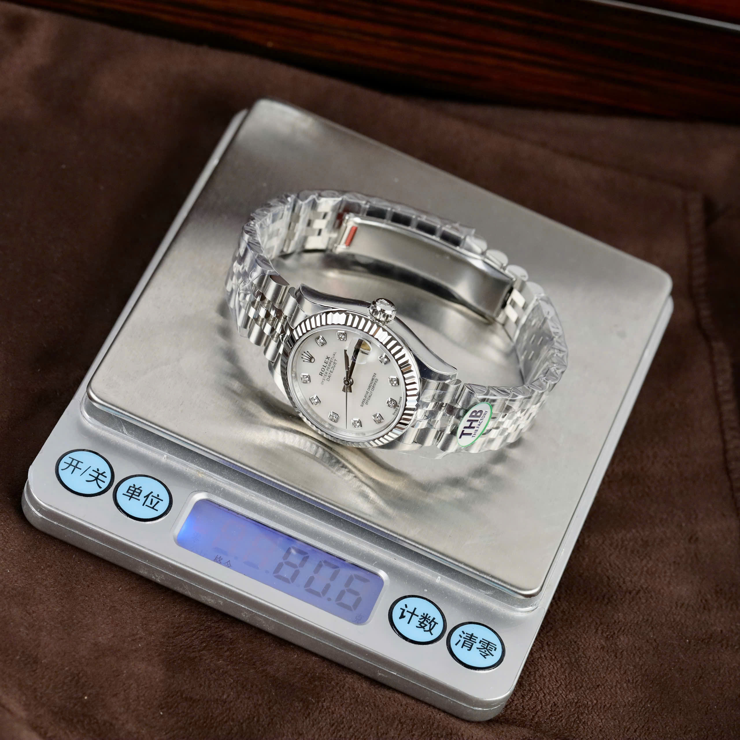 Đồng hồ Rolex DateJust Nữ Replica 11 Mặt Xà Cừ Dây Jubilee Nhà Máy THB 31mm (1) Đồng hồ Rolex DateJust Nữ Replica 11 Mặt Xà Cừ Dây Jubilee Nhà Máy THB 31mm