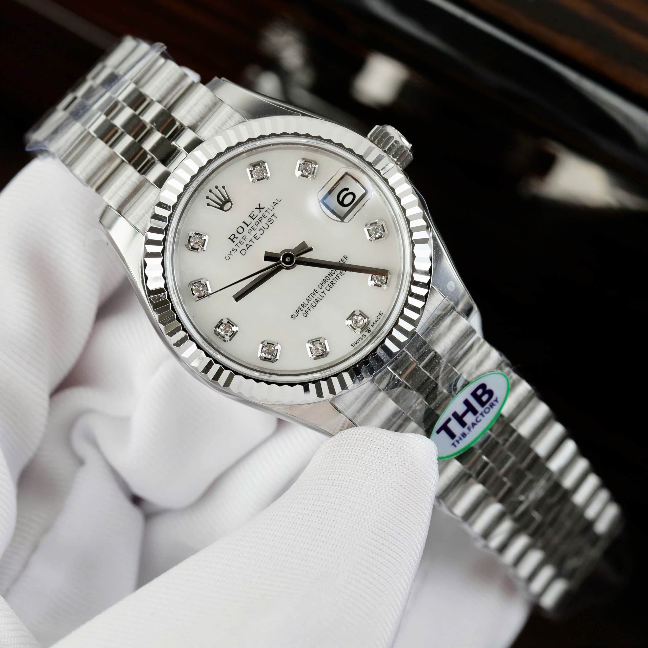 Đồng hồ Rolex DateJust Nữ Replica 11 Mặt Xà Cừ Dây Jubilee Nhà Máy THB 31mm (3) Đồng hồ Rolex DateJust Nữ Replica 11 Mặt Xà Cừ Dây Jubilee Nhà Máy THB 31mm