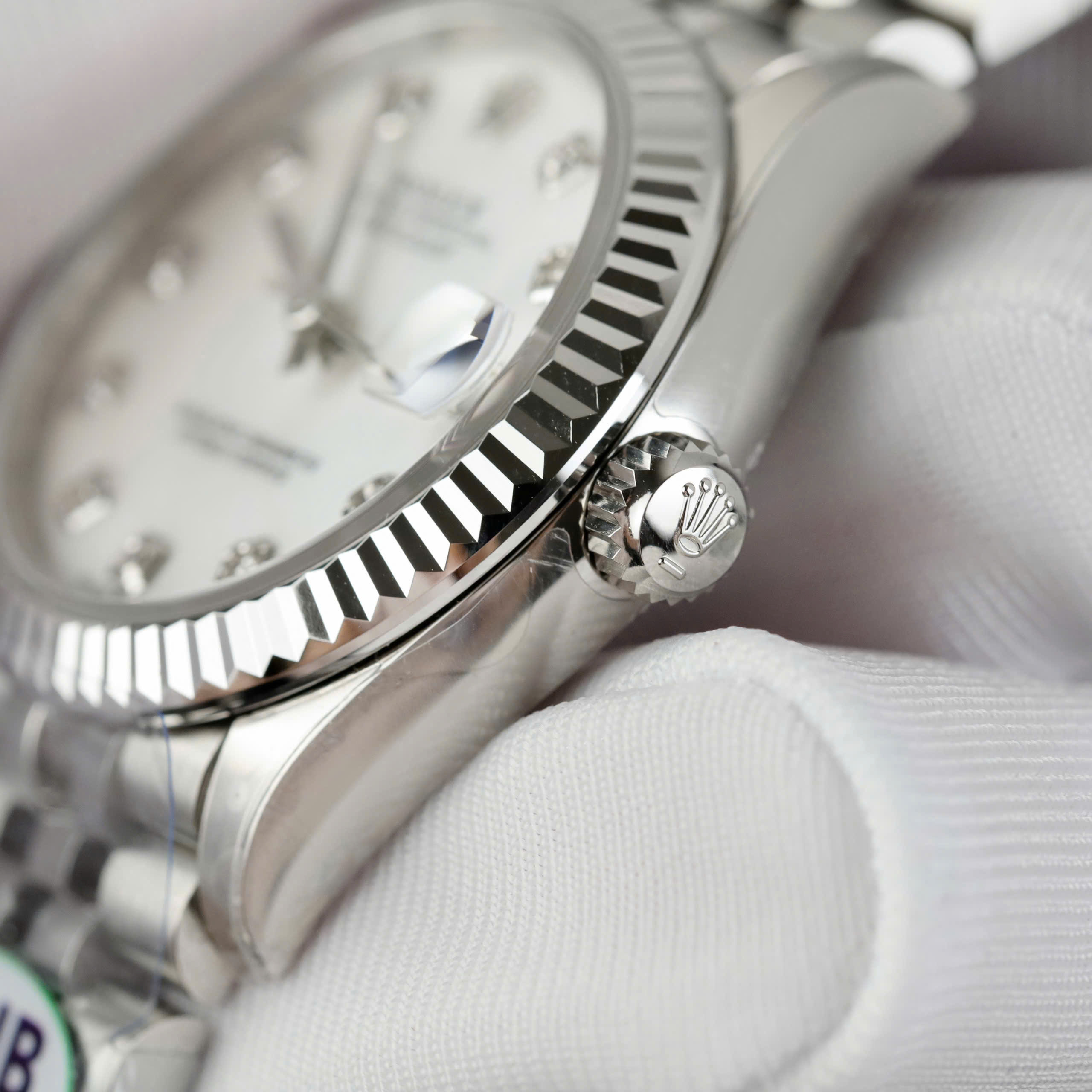 Đồng hồ Rolex DateJust Nữ Replica 11 Mặt Xà Cừ Dây Jubilee Nhà Máy THB 31mm (7) Đồng hồ Rolex DateJust Nữ Replica 11 Mặt Xà Cừ Dây Jubilee Nhà Máy THB 31mm