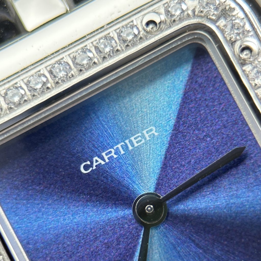 Đồng hồ nữ Cartier Panthere Small Model Rep 11 Mặt Xanh Dương Viền Đính Đá CZ 23x30mm
