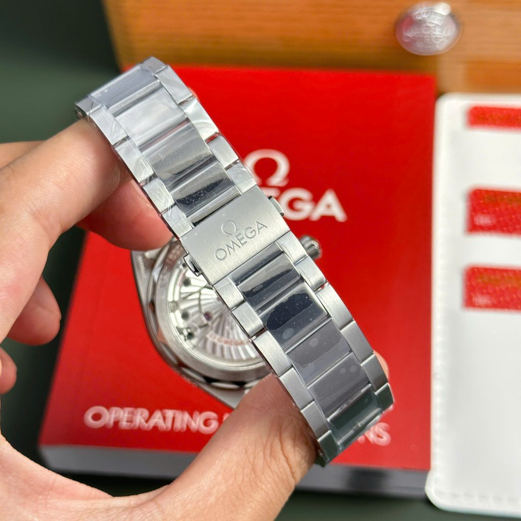 Đồng Hồ Omega Seamaster Aqua Terra 150M Replica 11 Mặt Trắng Nhà Máy VS 41mm