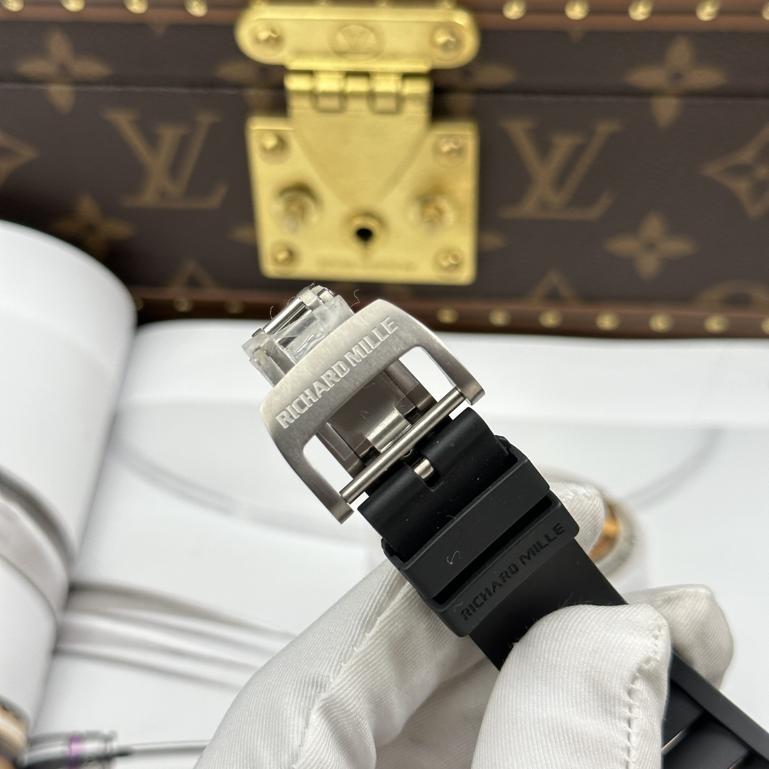 Đồng Hồ Richard Mille Chế Tác Carbon NTPT RM055 Dây Cao Su Đen Nhà Máy ZF 49.9×42 (10) Đồng Hồ Richard Mille Chế Tác Carbon NTPT RM055 Dây Cao Su Đen Nhà Máy ZF 49.9×42.7mm