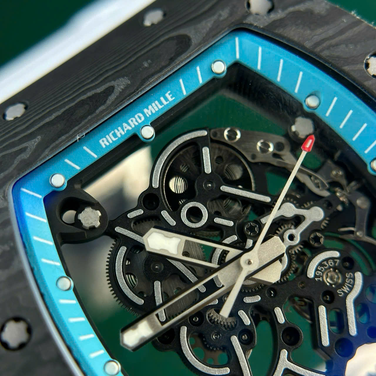 Đồng Hồ Richard Mille Chế Tác Carbon NTPT RM055 Dây Cao Su Trắng Nhà Máy ZF 49.9×42 (11) Đồng Hồ Richard Mille Chế Tác Carbon NTPT RM055 Dây Cao Su Trắng Nhà Máy ZF 49.9×42.7mm