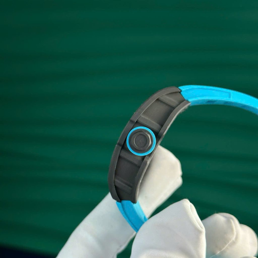 Đồng Hồ Richard Mille Chế Tác Carbon NTPT RM055 Màu Xanh Dương Nhà Máy ZF 49.9×42.7mm