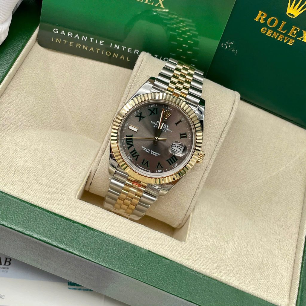Replica vs Real Rolex How to Tell the Difference in 2026  Mon Luxury
