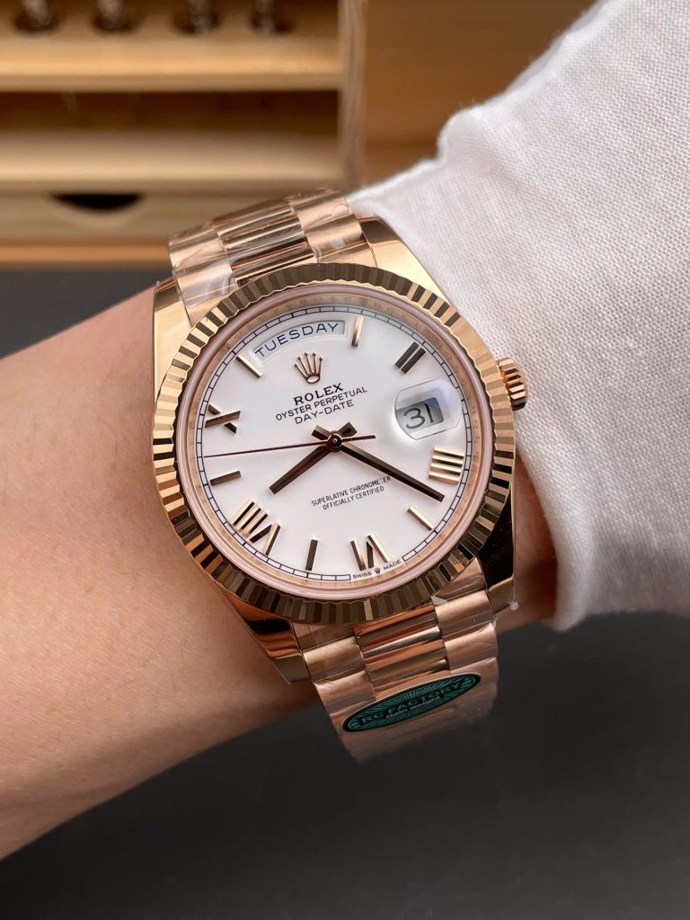 Replica vs Real Rolex How to Tell the Difference in 2026  Mon Luxury