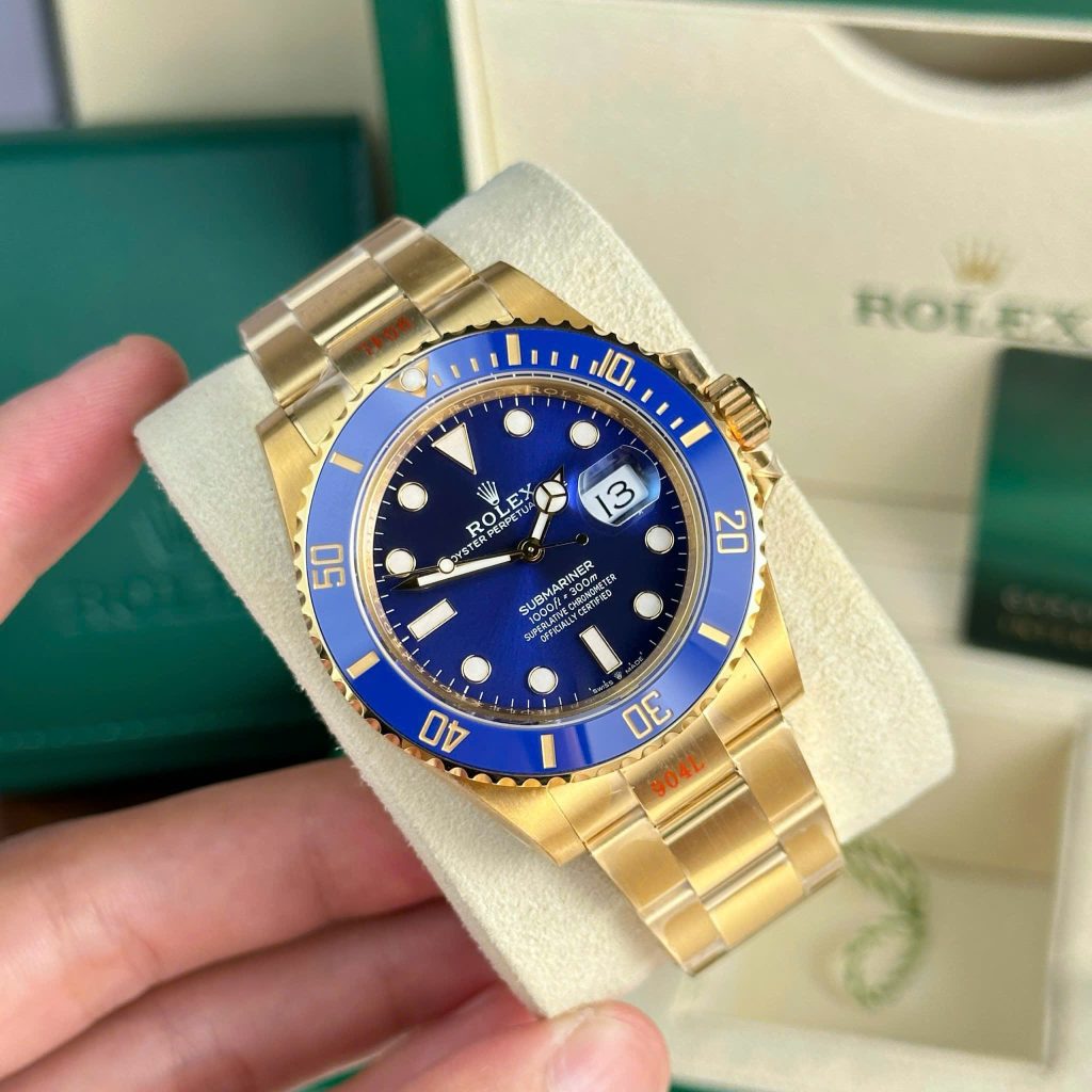 Replica vs Real Rolex How to Tell the Difference in 2026  Mon Luxury