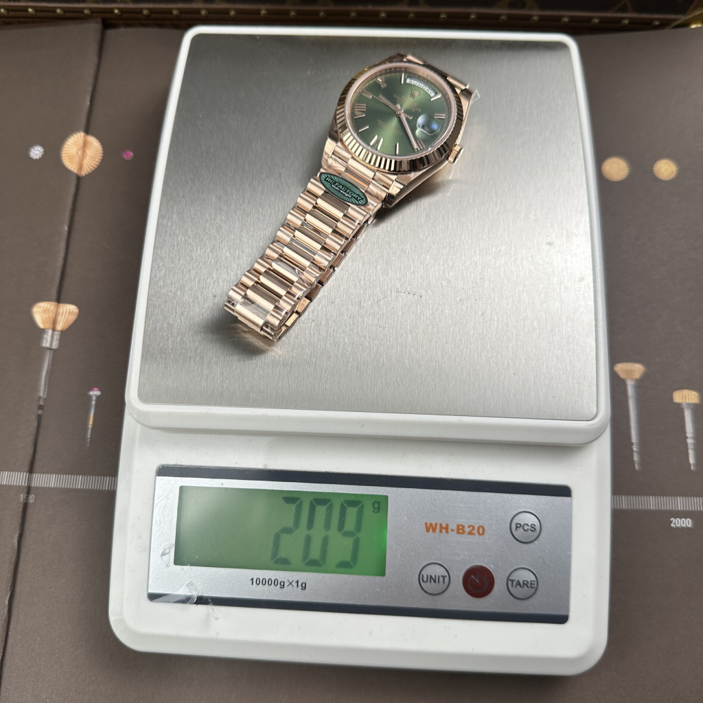Ultimate Guide to Buying Replica Watches in the USA (2026 Edition) Mon Luxury (1)