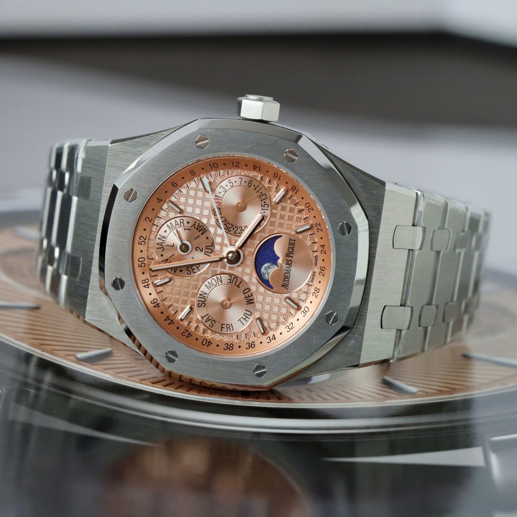 Đồng Hồ Audemars Piguet 26574 Replica Luxury Mặt Cá Hồi Dây Kim Loại Nhà Máy BBS 41mm