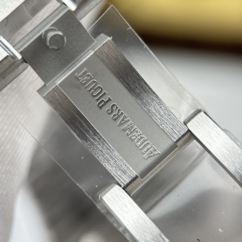 Đồng Hồ Audemars Piguet Rep11 Royal Oak Chronograph 26331 Mặt Xanh Blue Nhà Máy APS 41mm