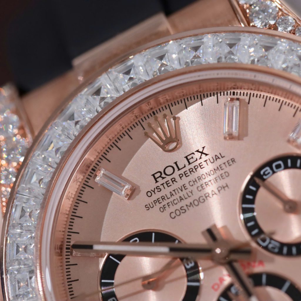 Đồng Hồ Rolex Daytona 126535TBR Chế Tác Bọc Vàng Đính Kim Cương Moissanite Baguette 40mm