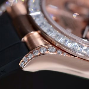 Đồng Hồ Rolex Daytona 126535TBR Chế Tác Bọc Vàng Đính Kim Cương Moissanite Baguette 40mm